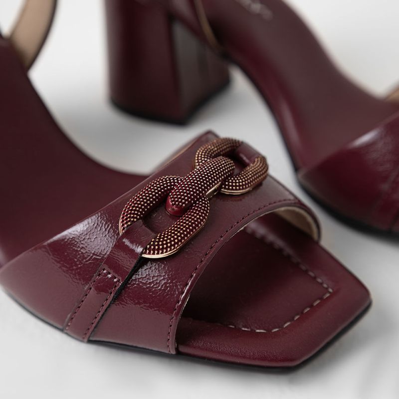 Sandália Flavia Salto Alto Vinho