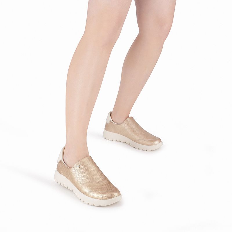 Tênis Vicky Salto Baixo Ouro com Off White