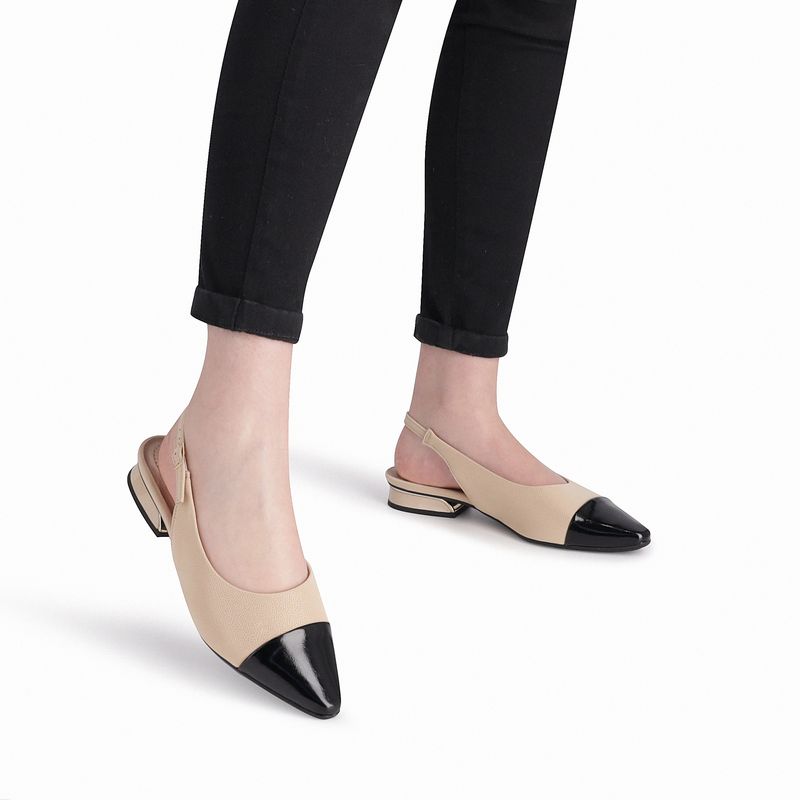 PICCADILLY MAXI - Sapato Slingback Silvia Salto Baixo Brule com Preto