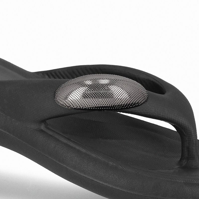 Chinelo Marshmallow com Enfeite Preto