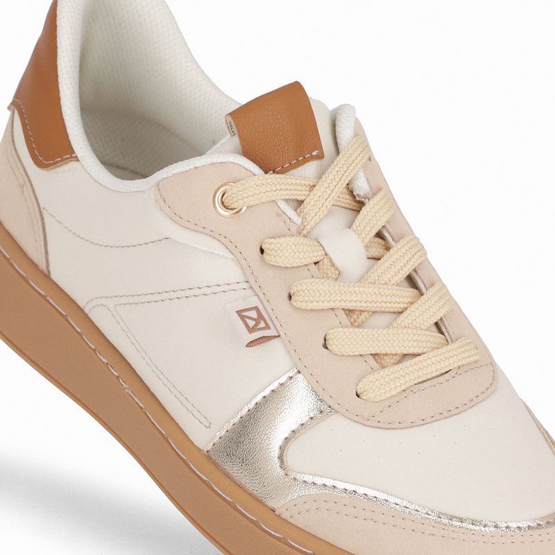 Tênis Beta Salto Baixo Off White com Brule