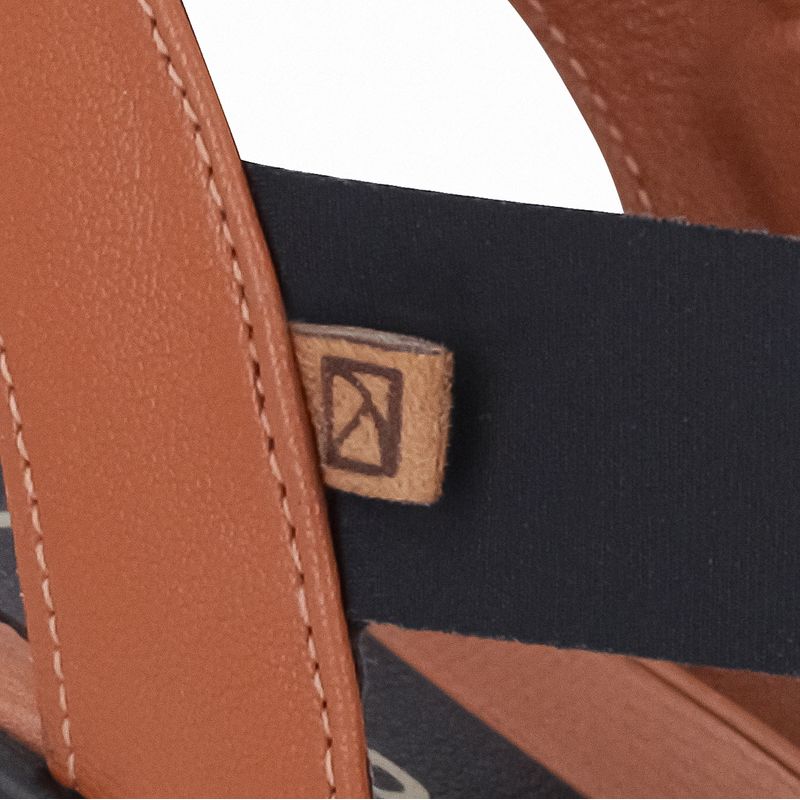 Sandália Anabela Médio Preto com Ocre