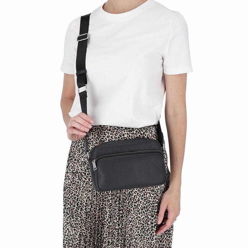 Bolsa Nina Crossbody Pequena Preto