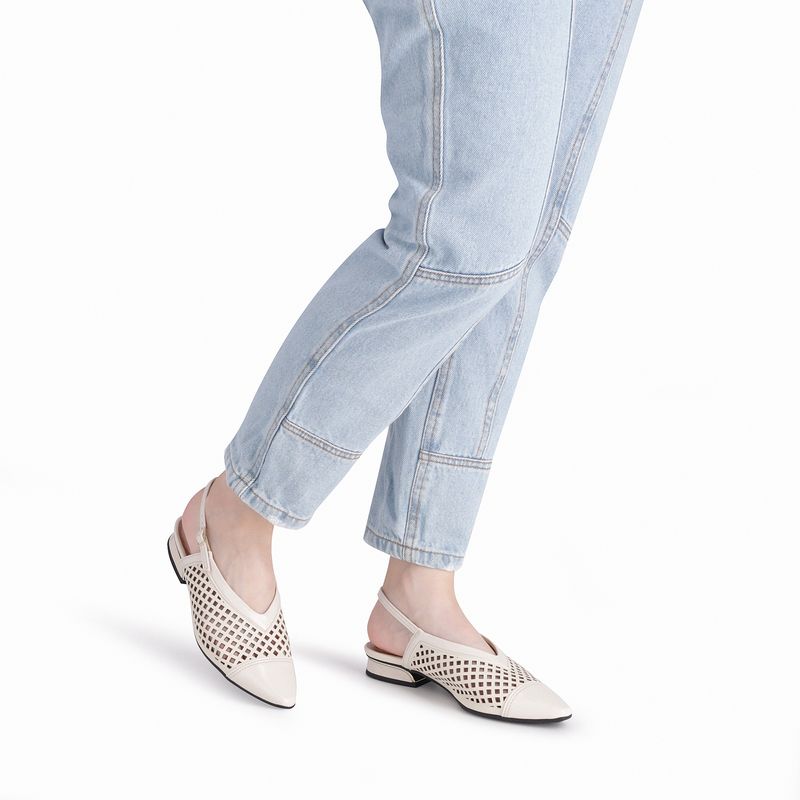 PICCADILLY MAXI - Sapato Slingback Silvia Salto Baixo Off White