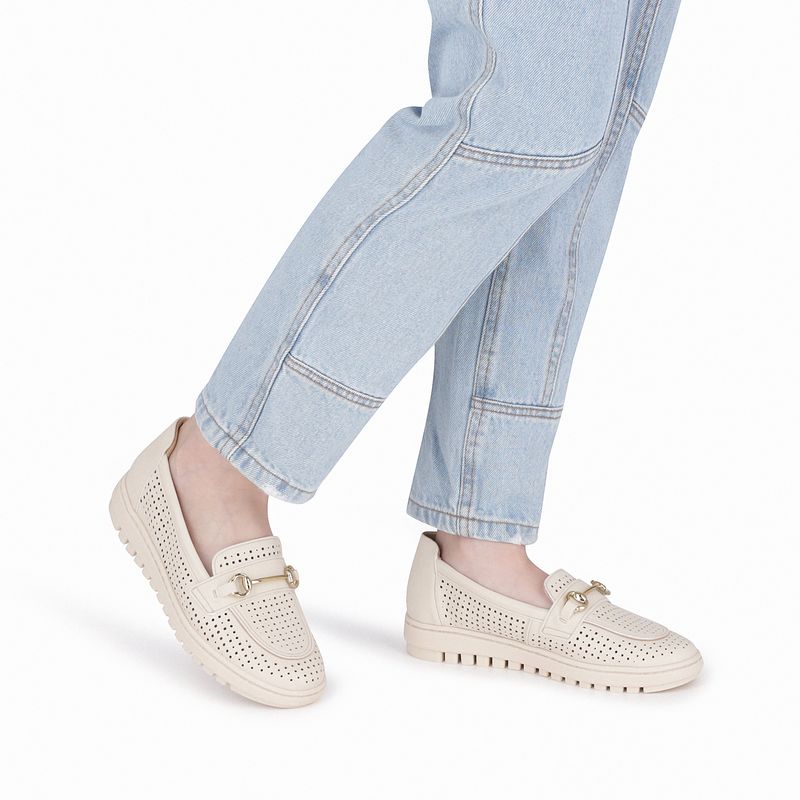 Mocassim Salto Baixo Off White