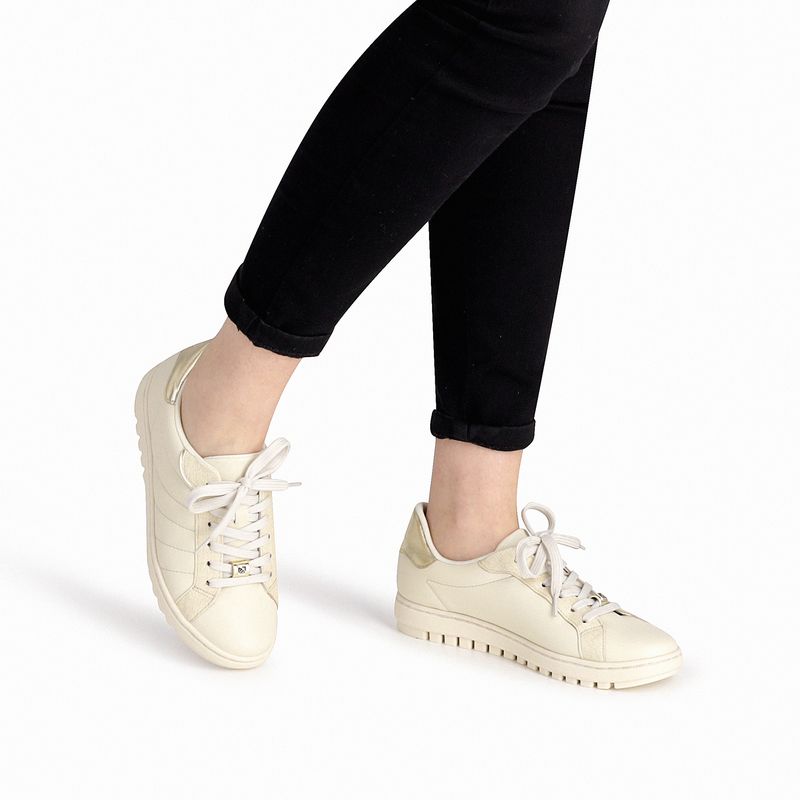 Tênis Salto Baixo Off White com Natural