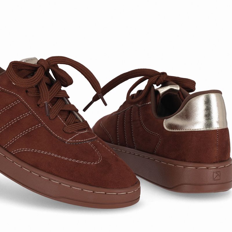 Tênis Beta Salto Baixo Pinhao/Ouro