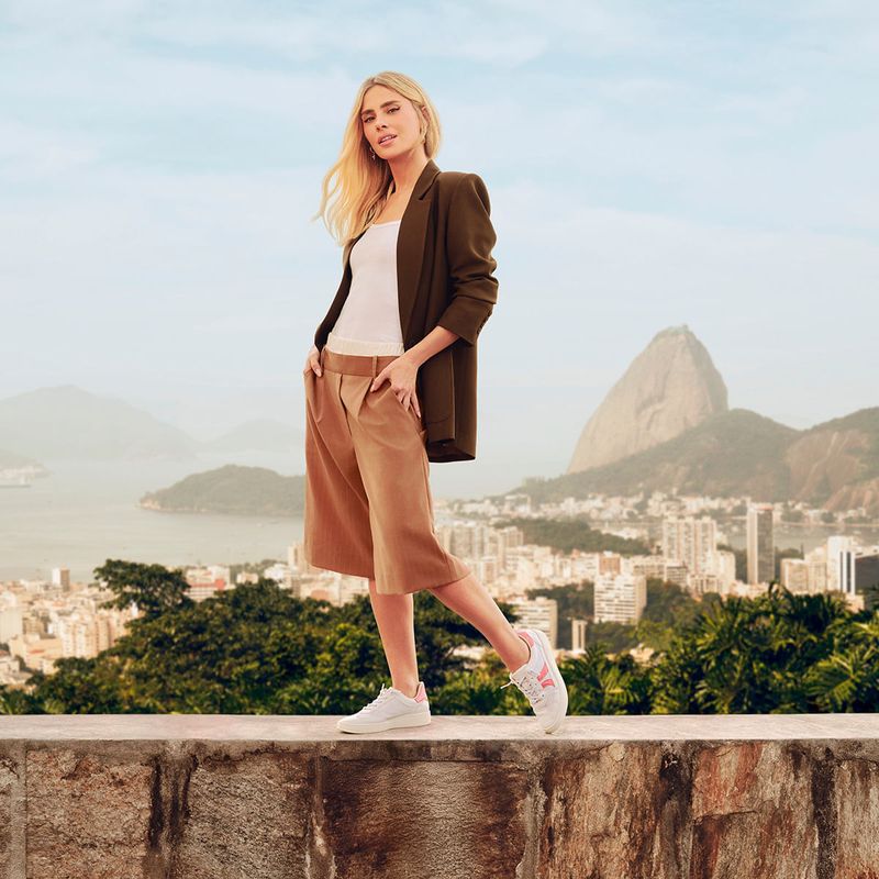 Tênis Beta Salto Baixo Branco Neve com Coral