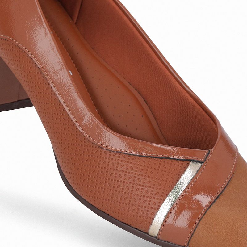 Scarpin Laura Salto Médio Ocre com Ouro